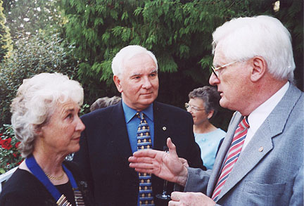 A serious conversation during the 'Twinning' event.